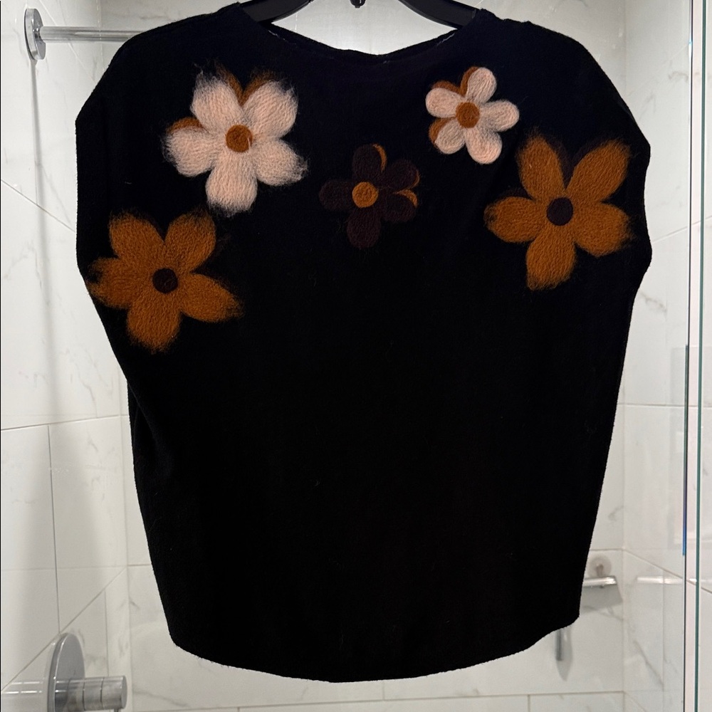 Floral Black Short Sleeve super soft knit compression sweater short sleeve